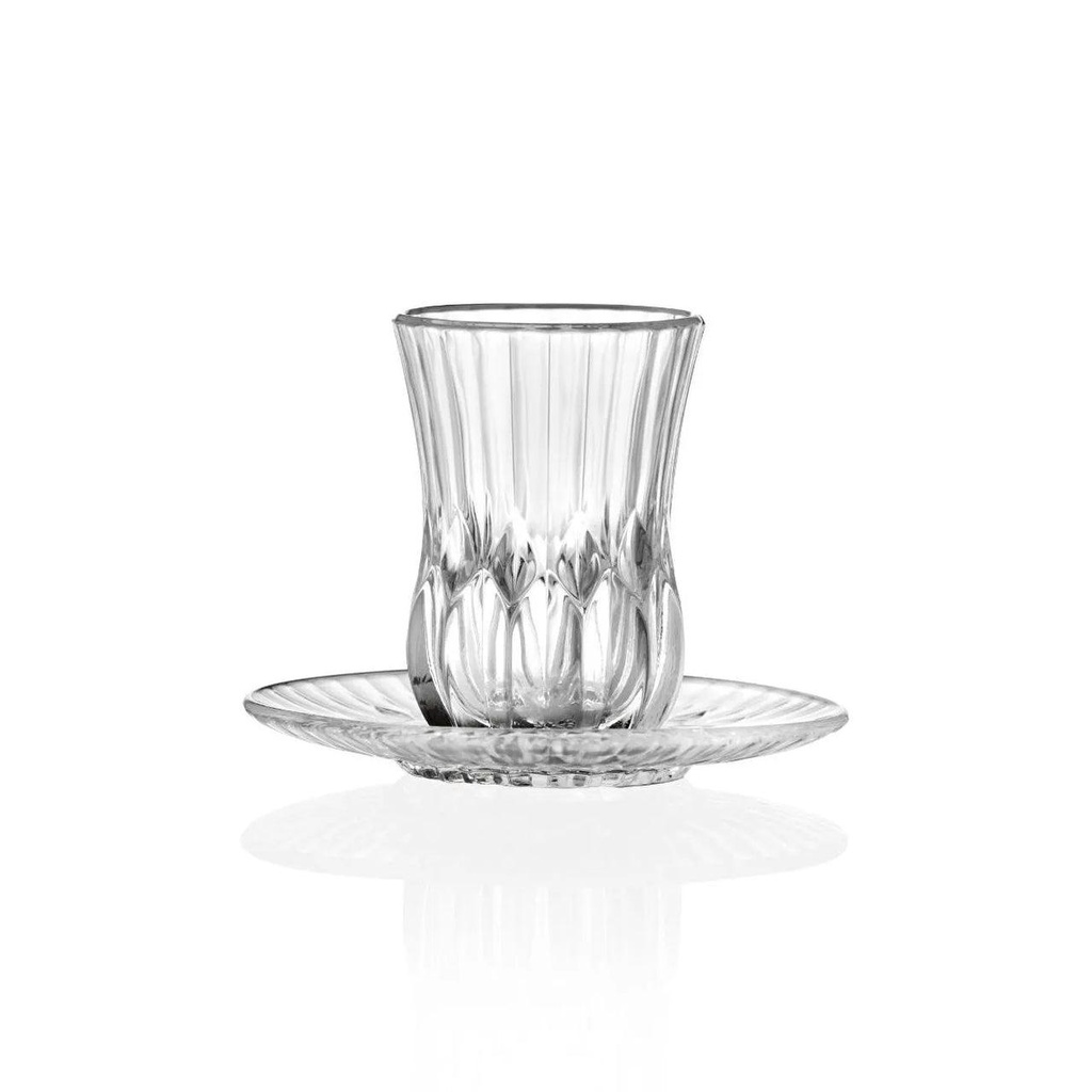 ط استكانة شاي بالطبق اداجيو